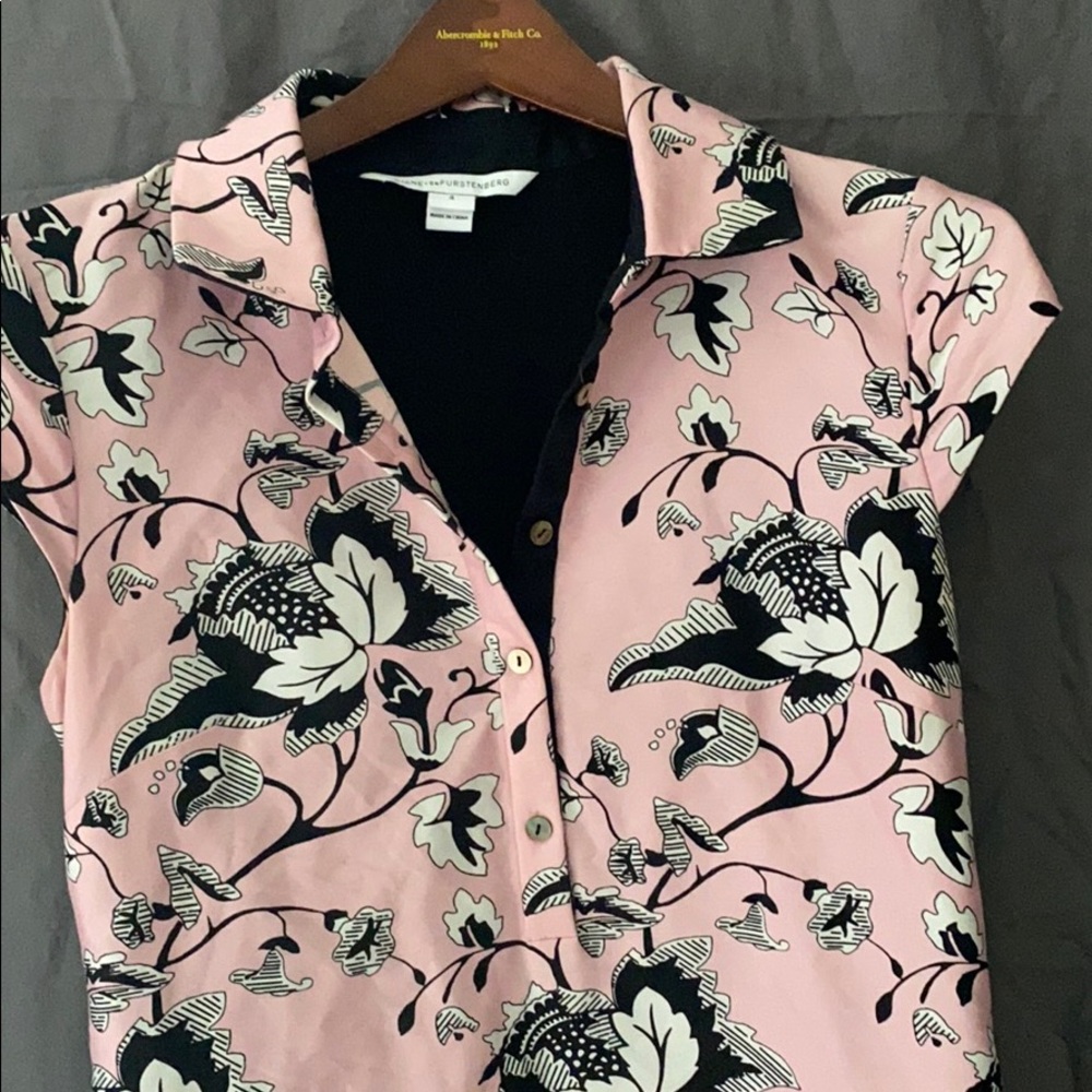 DVF FLOWER 🌸 DRESS - Picture 5 of 5